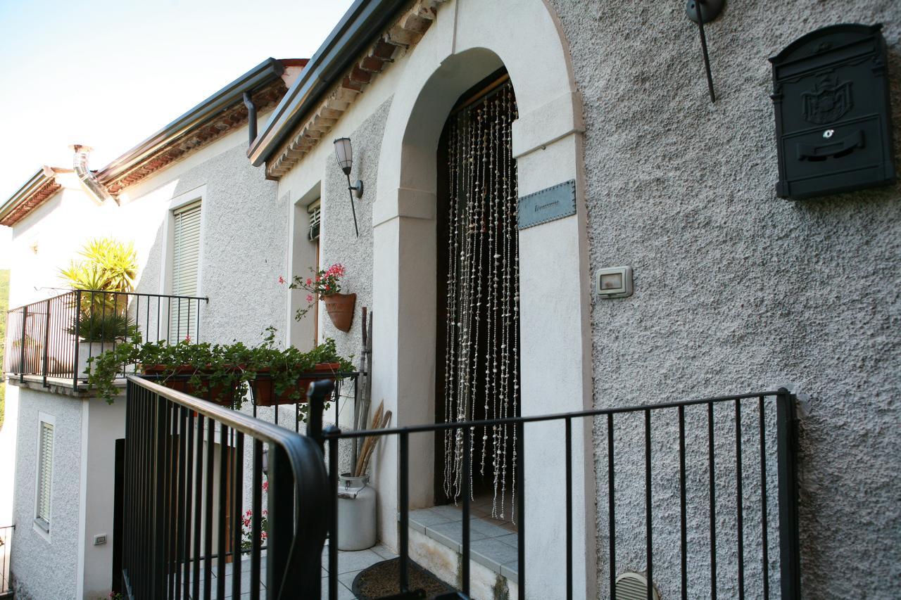 B&B Lo Straniero Rivello Екстер'єр фото